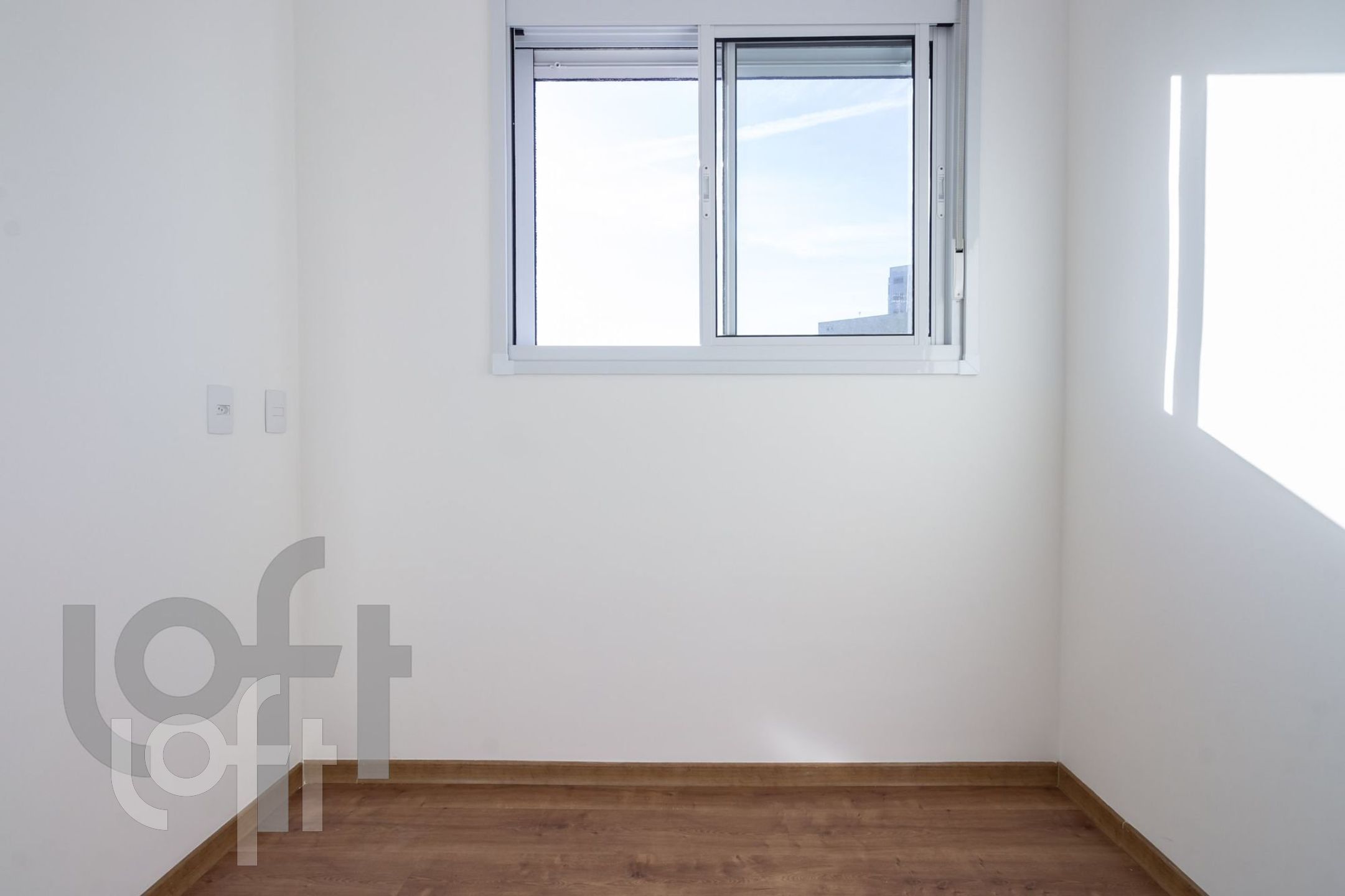 Apartamento à venda com 2 quartos, 37m² - Foto 14