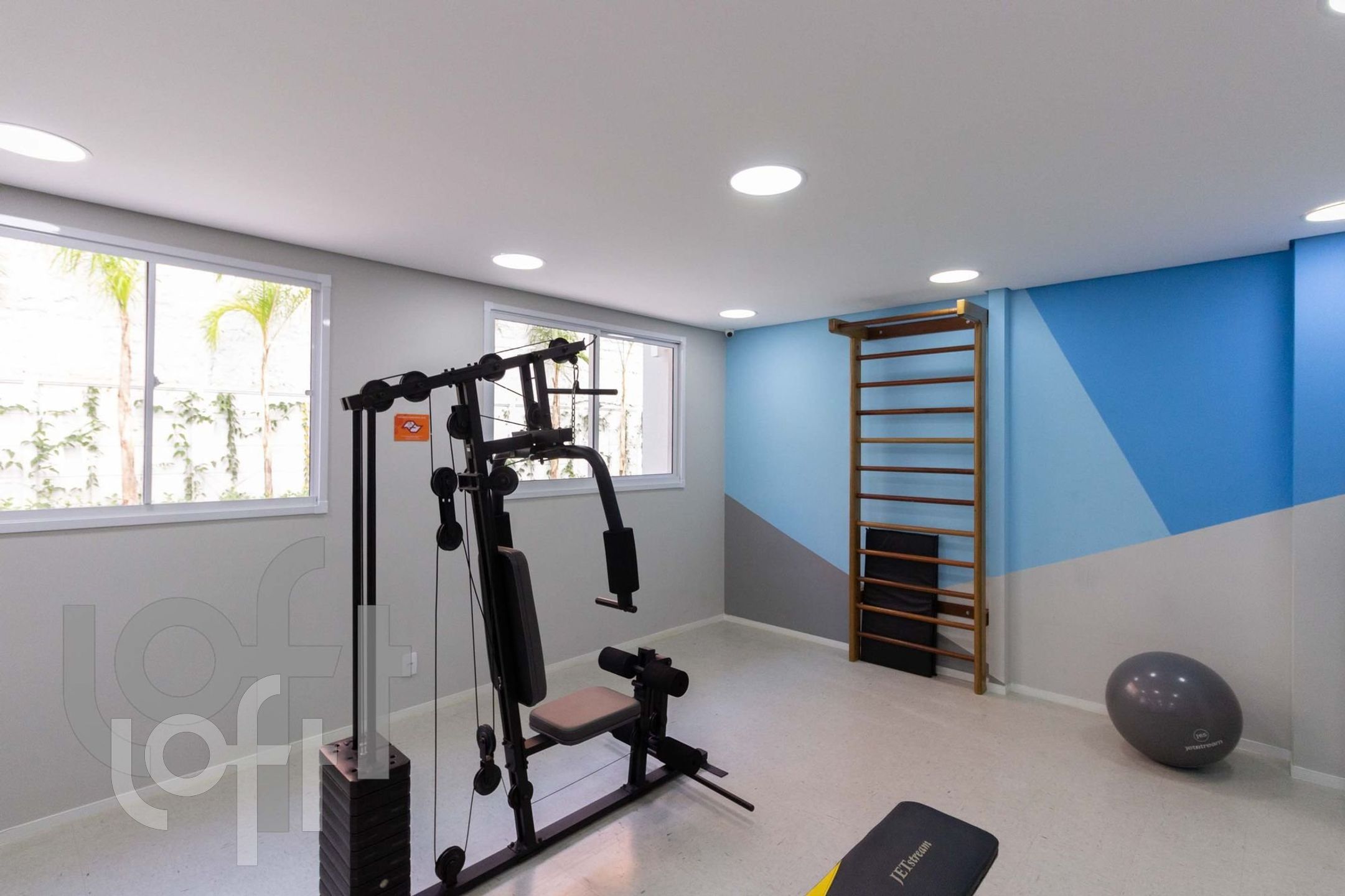 Apartamento à venda com 2 quartos, 37m² - Foto 34