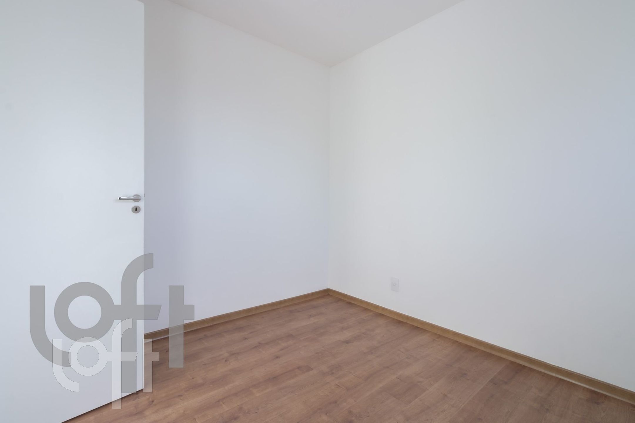 Apartamento à venda com 2 quartos, 37m² - Foto 3