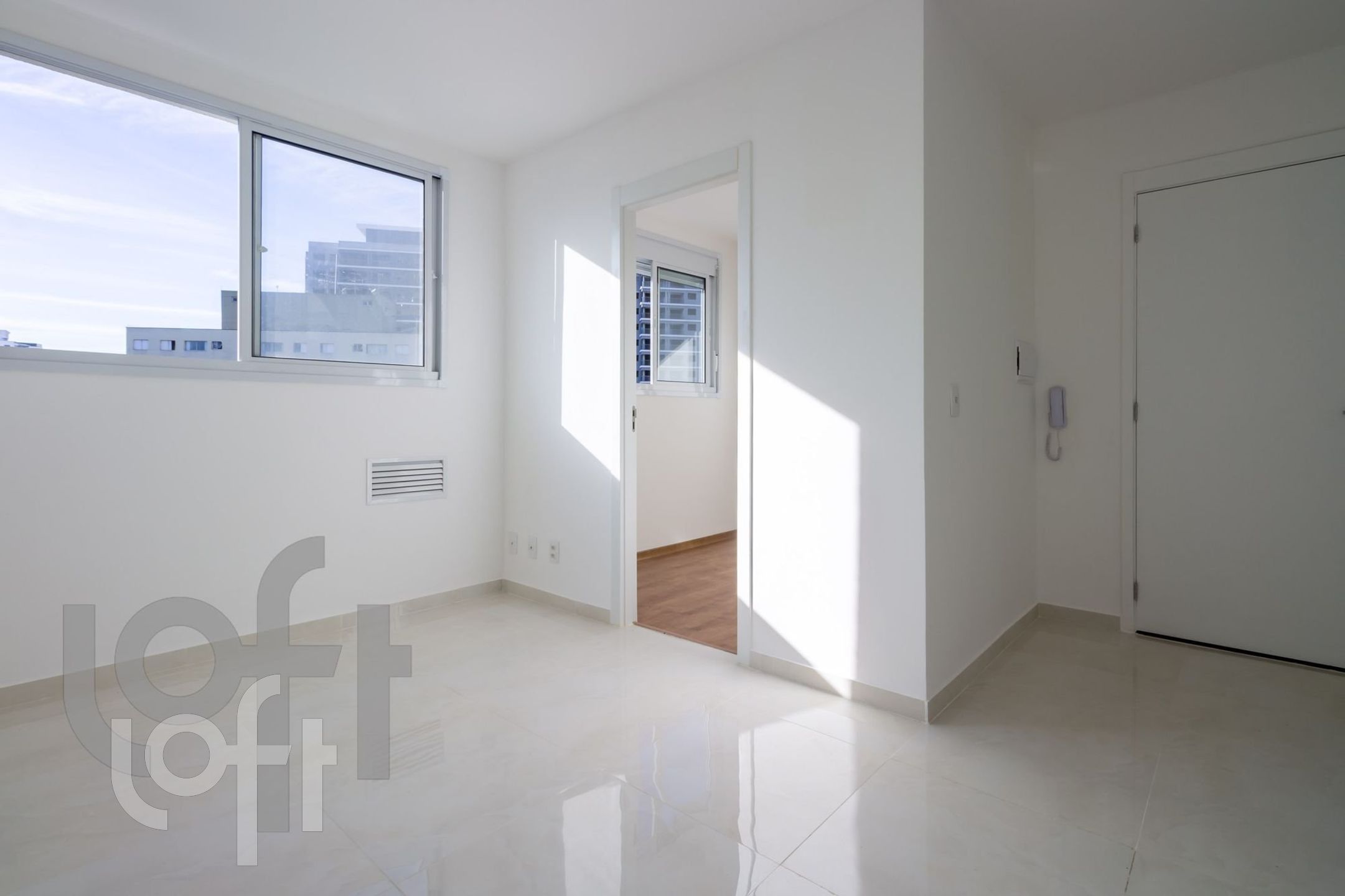 Apartamento à venda com 2 quartos, 37m² - Foto 20