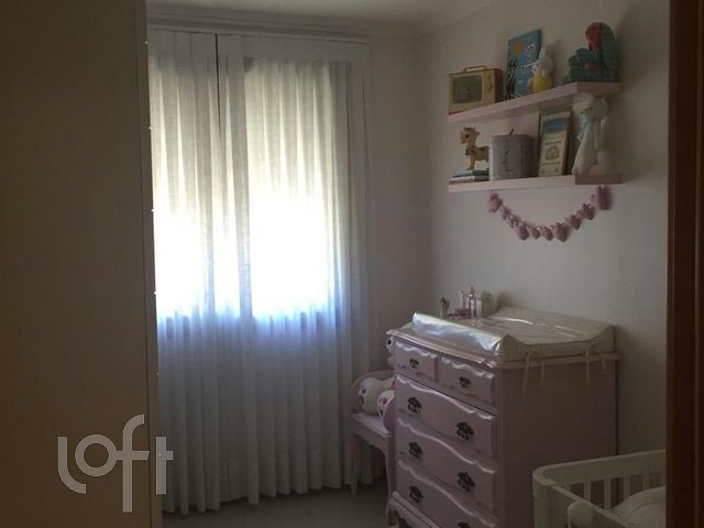 Apartamento com 145m², 3 dormitórios, 1 suíte, 2 vagas, Auxiliadora em Porto Alegre
