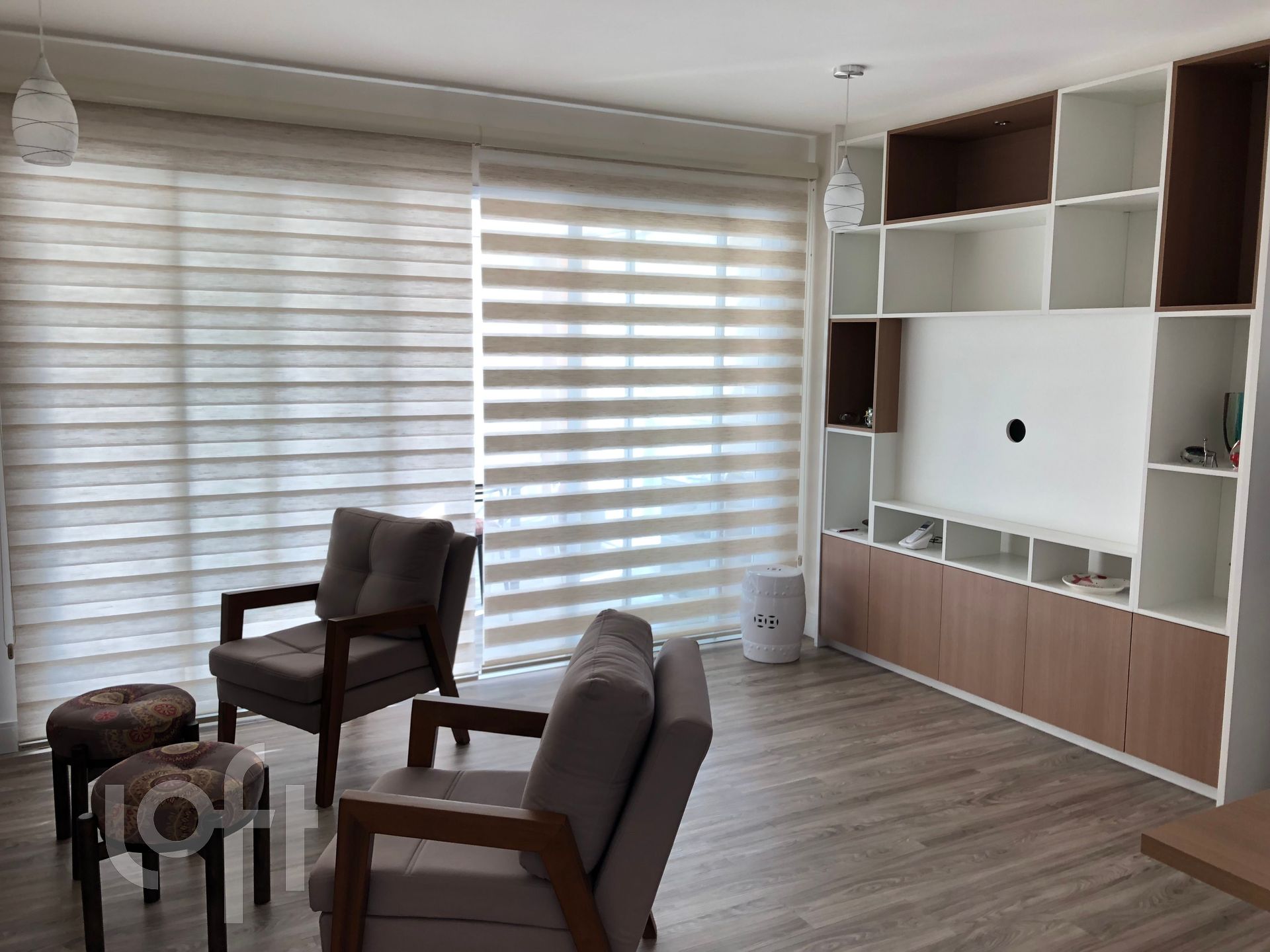 Apartamento à venda com 3 quartos, 112m² - Foto 2