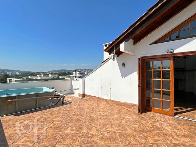 Apartamento com 172m², 2 dormitórios, 1 suíte, 2 vagas, Petrópolis em Porto Alegre