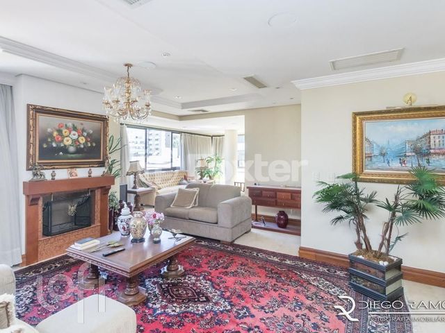 Apartamento com 415m², 3 dormitórios, 3 suítes, 4 vagas, Bela Vista em Porto Alegre