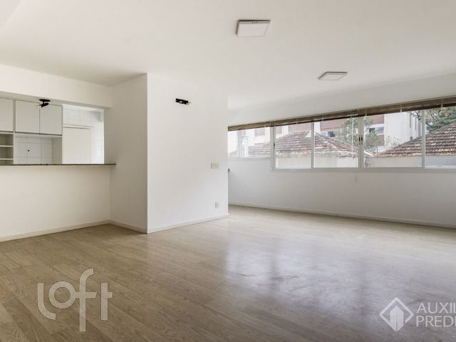 Apartamento com 87m², 2 dormitórios, 2 suítes, 2 vagas, Rio Branco em Porto Alegre
