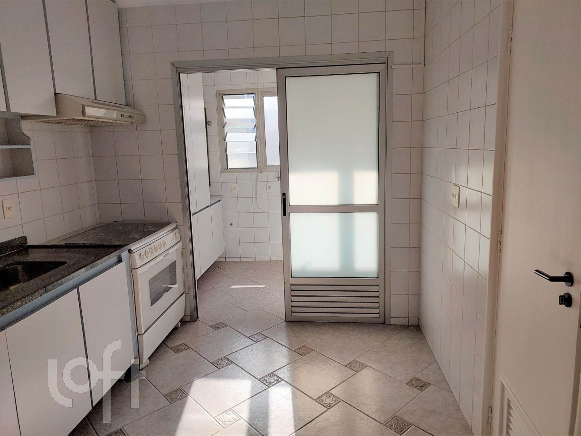 Apartamento à venda com 3 quartos, 104m² - Foto 11