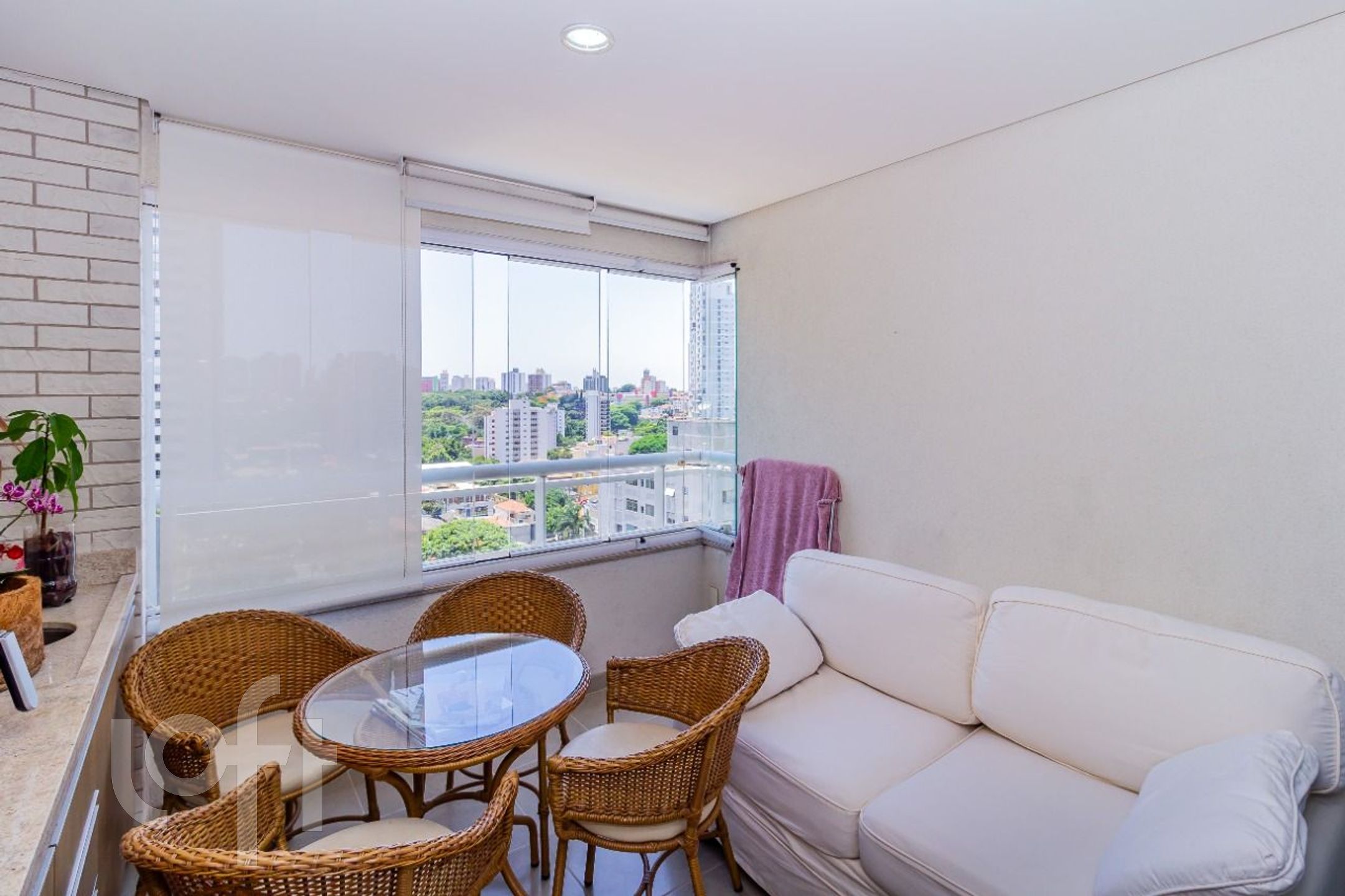 Apartamento à venda com 2 quartos, 67m² - Foto 7