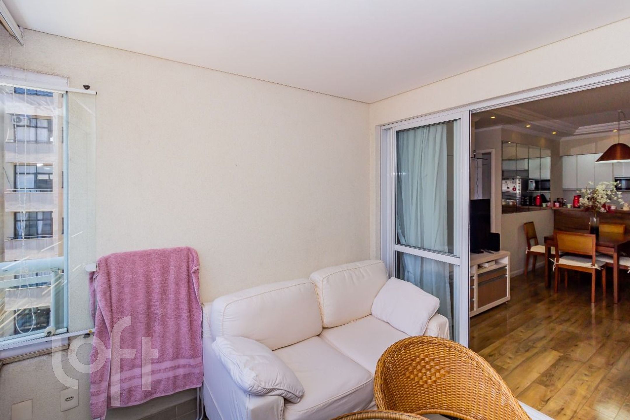 Apartamento à venda com 2 quartos, 67m² - Foto 5