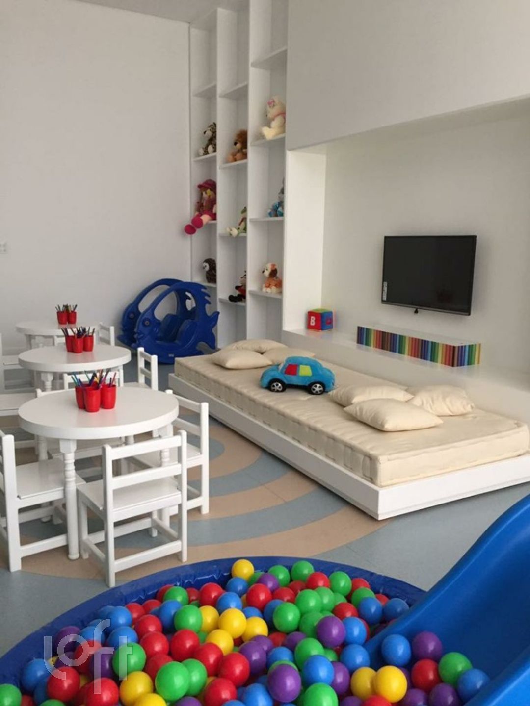 Apartamento à venda com 3 quartos, 181m² - Foto 29