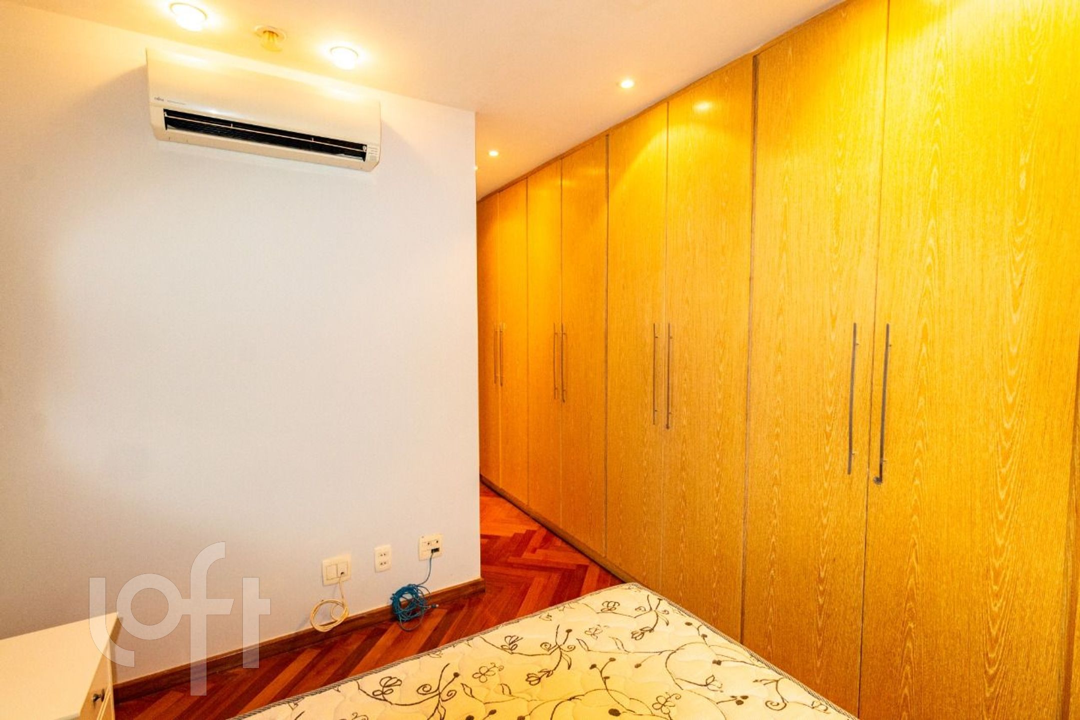 Apartamento à venda com 3 quartos, 152m² - Foto 22