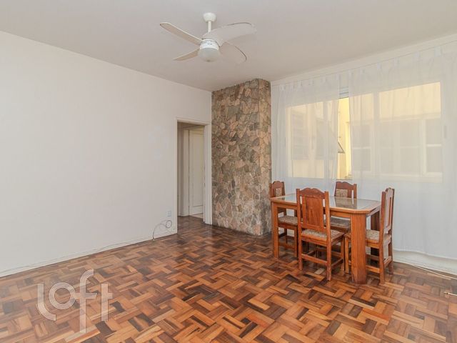 Apartamento com 79m², 2 dormitórios, Santana em Porto Alegre