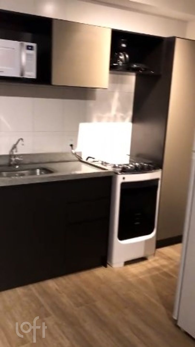 Apartamento à venda com 1 quarto, 34m² - Foto 2