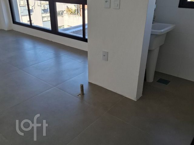 Apartamento com 66m², 2 dormitórios, 1 suíte, 1 vaga, Petrópolis em Porto Alegre