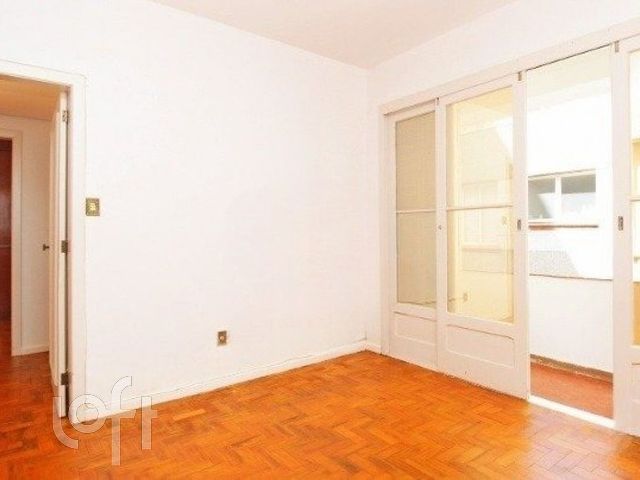 Apartamento com 92m², 2 dormitórios, 2 vagas, Rio Branco em Porto Alegre