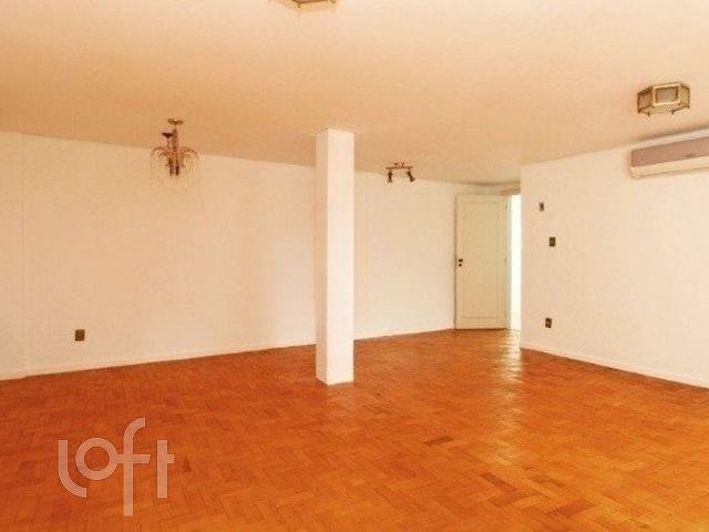 Apartamento com 92m², 2 dormitórios, 2 vagas, Rio Branco em Porto Alegre