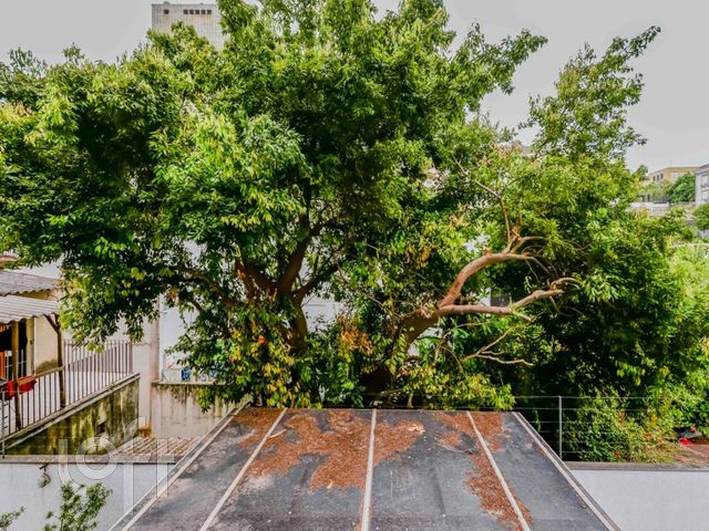 Apartamento com 87m², 3 dormitórios, 1 vaga, Auxiliadora em Porto Alegre