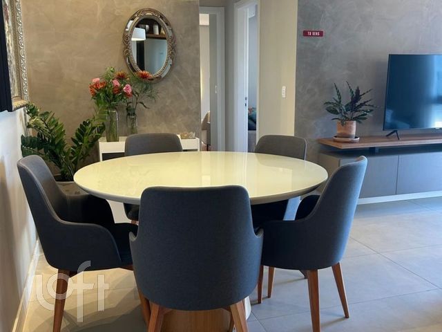 Apartamento com 64m², 2 dormitórios, 1 suíte, 2 vagas, Rio Branco em Porto Alegre