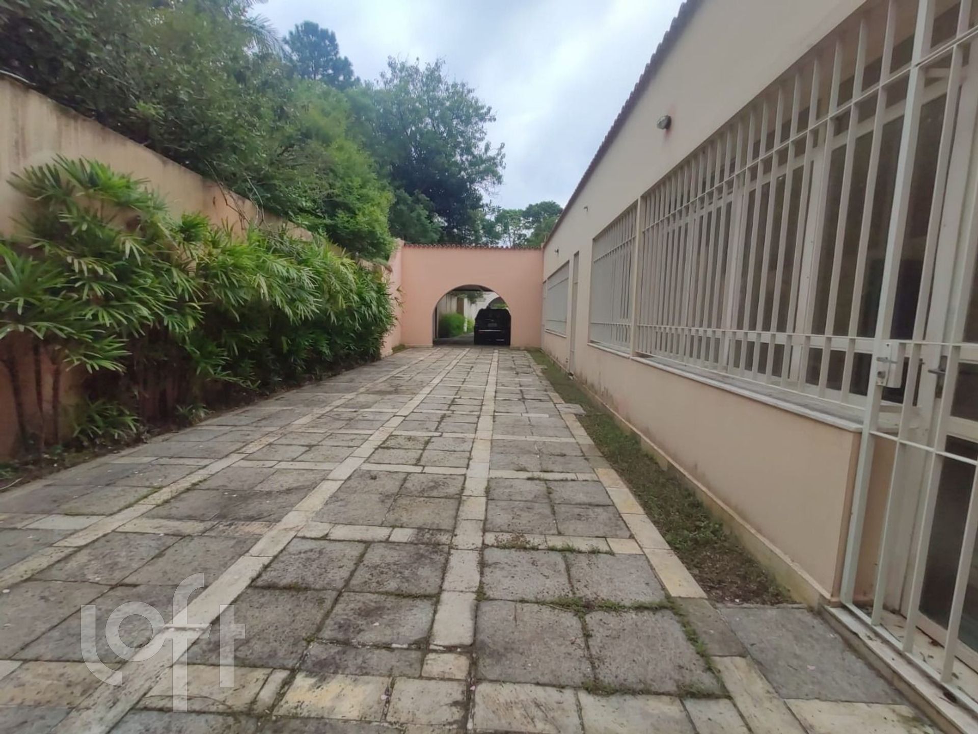 Casa de Condomínio à venda com 4 quartos, 856m² - Foto 3