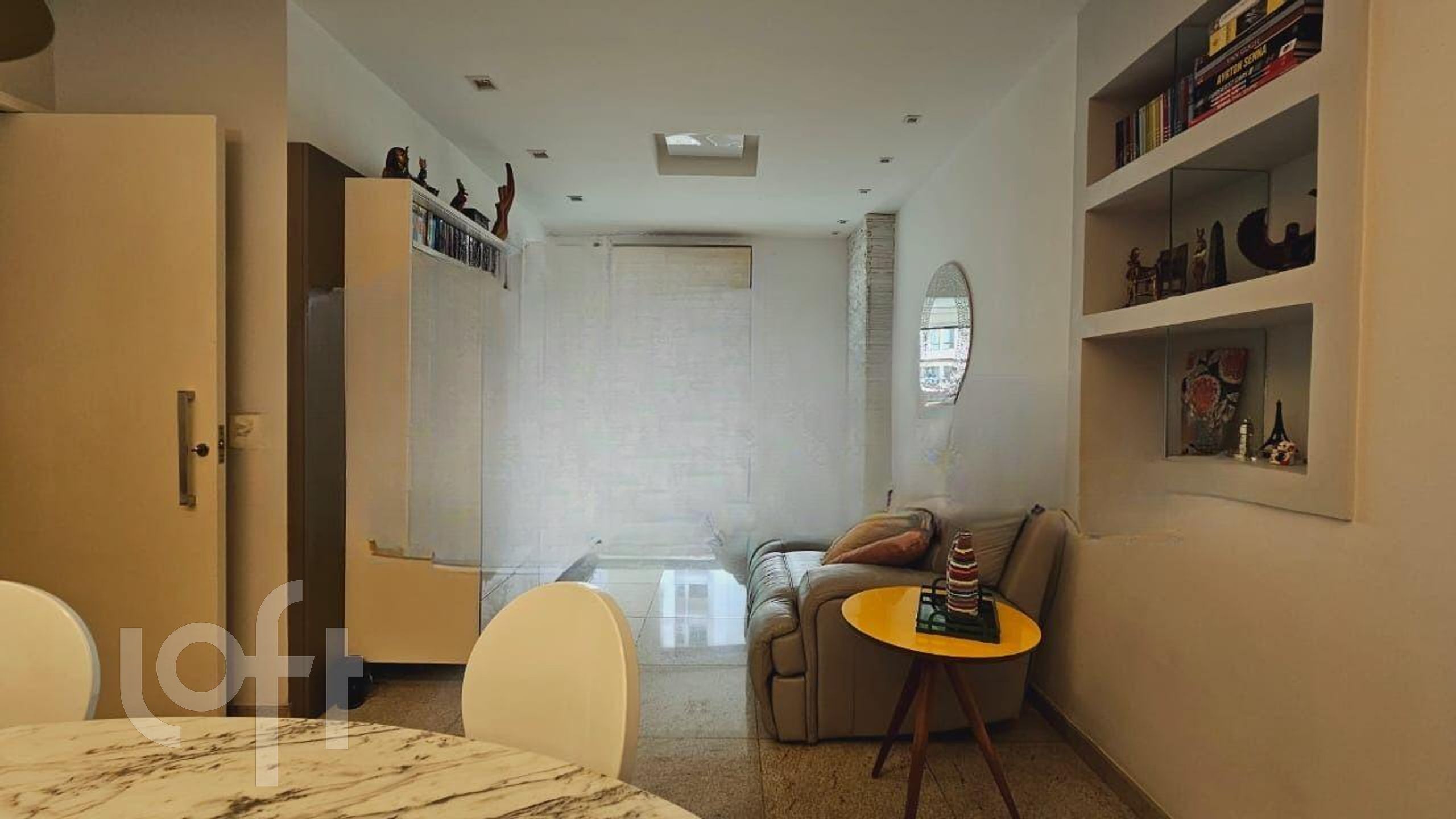 Apartamento à venda com 3 quartos, 111m² - Foto 3