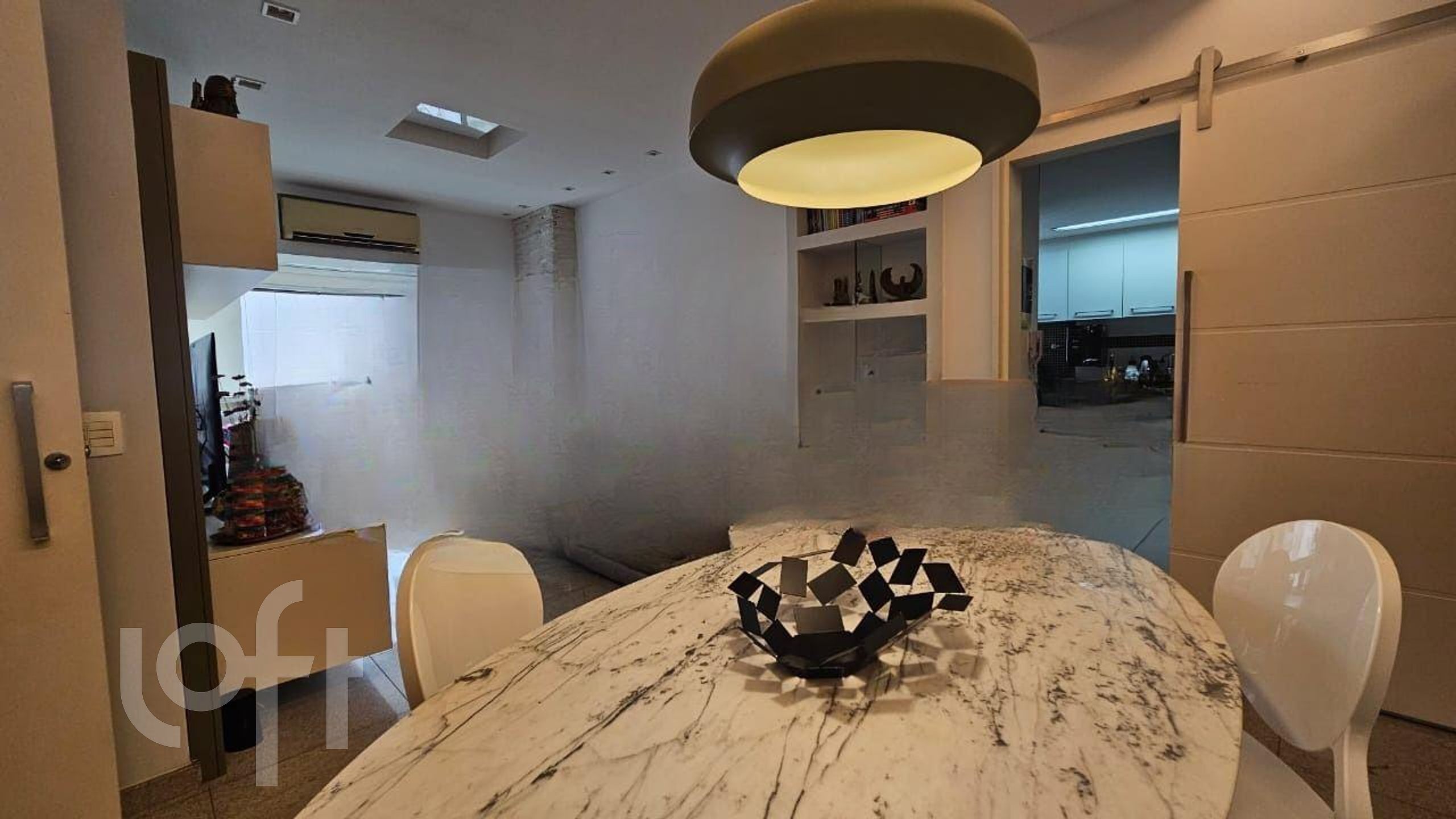 Apartamento à venda com 3 quartos, 111m² - Foto 5