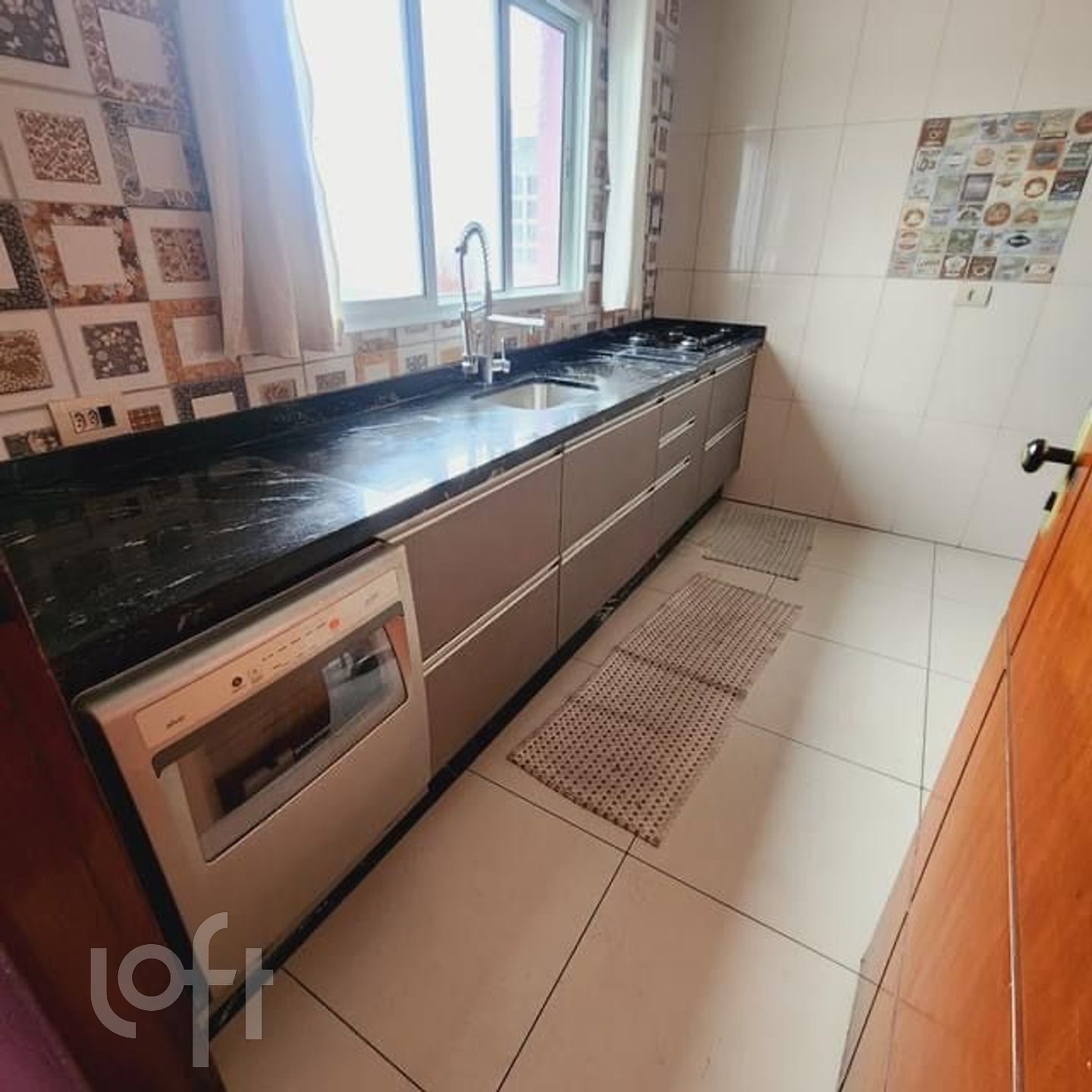 Casa à venda com 3 quartos, 184m² - Foto 11