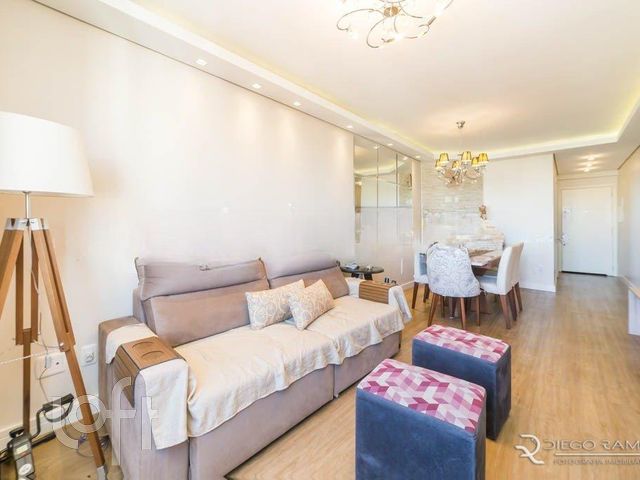 Apartamento com 76m², 2 dormitórios, 1 suíte, 2 vagas, Cristo Redentor em Porto Alegre