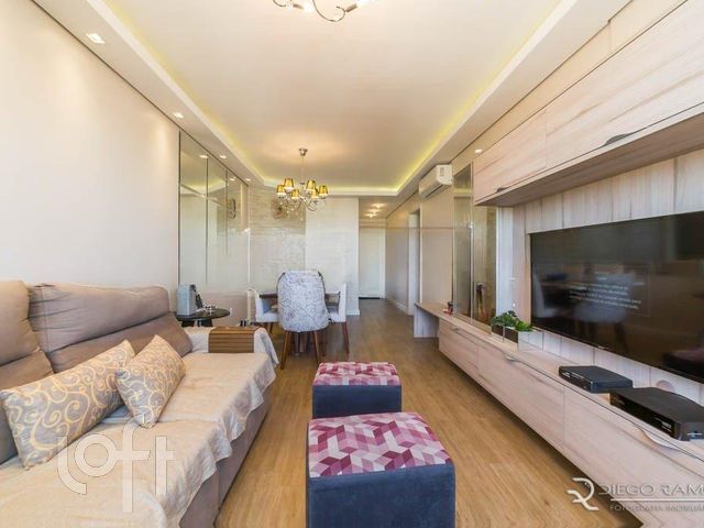 Apartamento com 76m², 2 dormitórios, 1 suíte, 2 vagas, Cristo Redentor em Porto Alegre