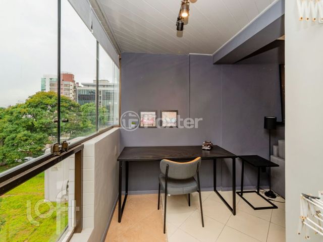 Apartamento com 50m², 1 dormitório, 1 vaga, Petrópolis em Porto Alegre