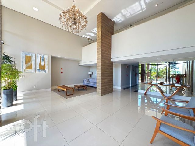 Apartamento com 81m², 2 dormitórios, 1 suíte, 2 vagas, Cristo Redentor em Porto Alegre