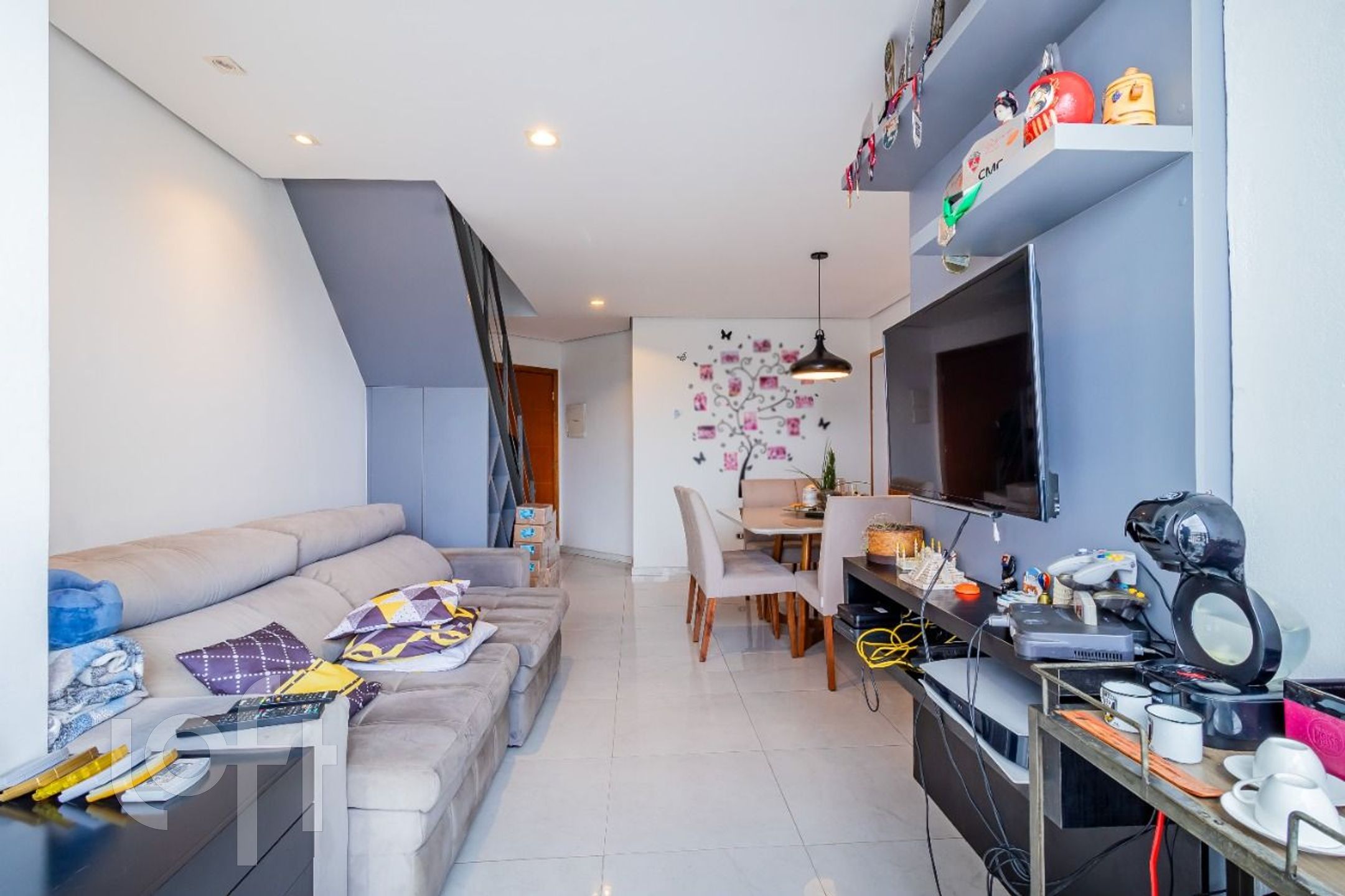 Apartamento à venda com 2 quartos, 120m² - Foto 2