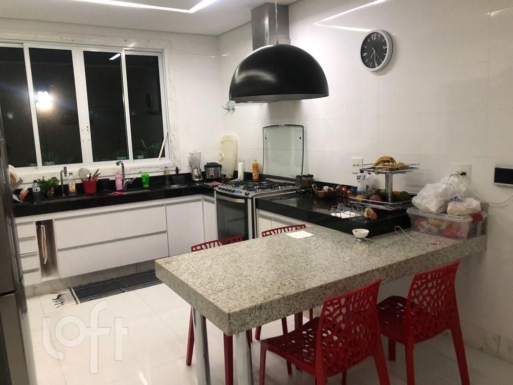 Casa à venda com 4 quartos, 300m² - Foto 10