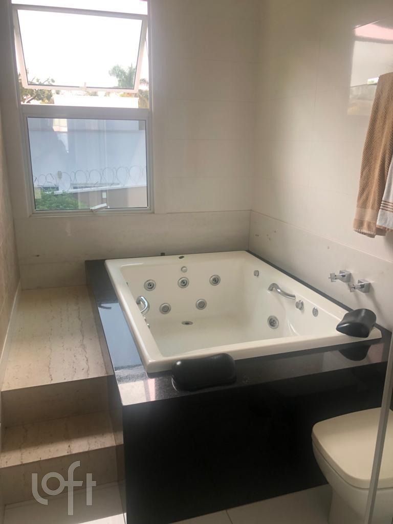 Casa à venda com 4 quartos, 300m² - Foto 5