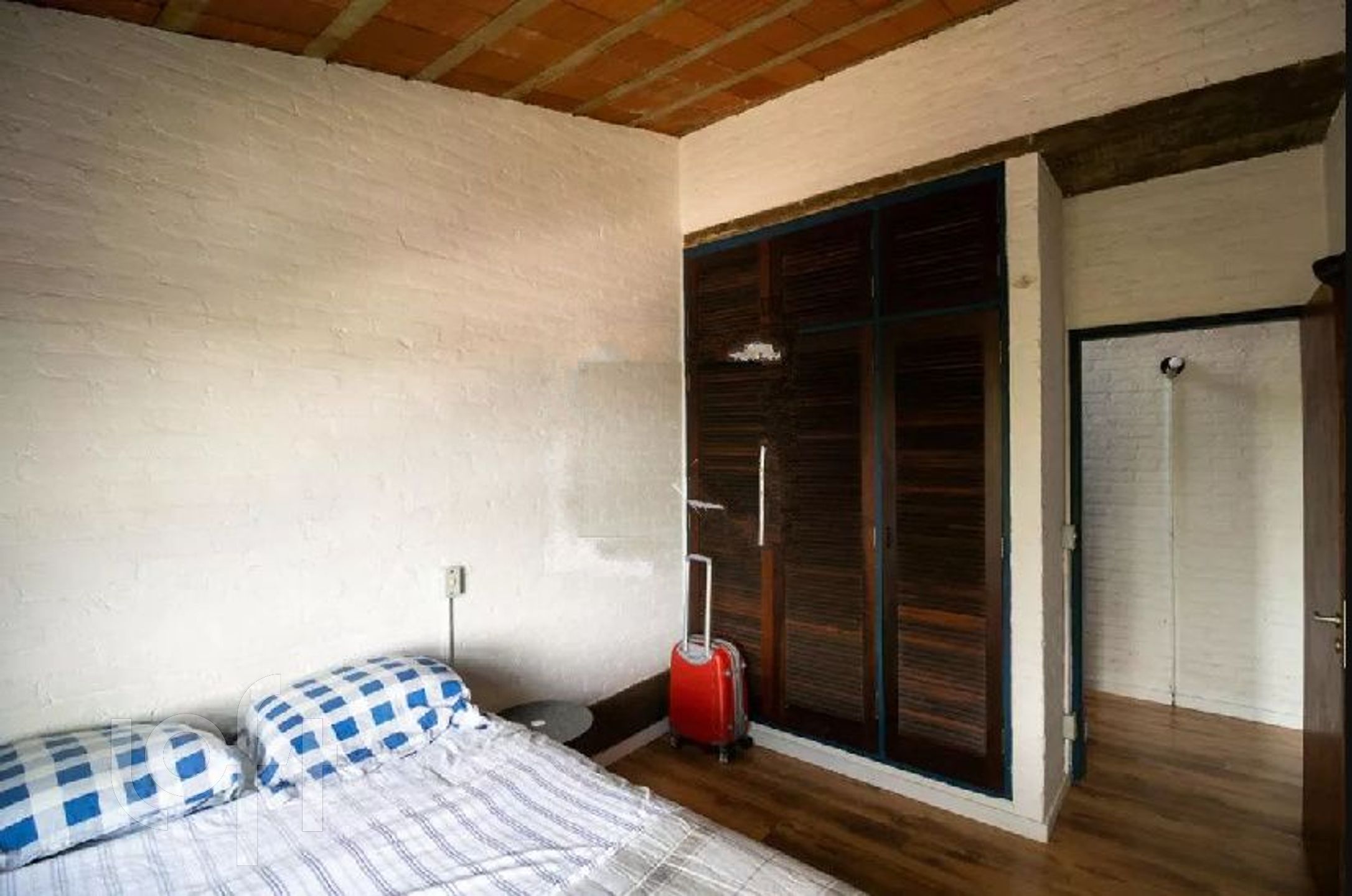 Casa à venda com 3 quartos, 200m² - Foto 5