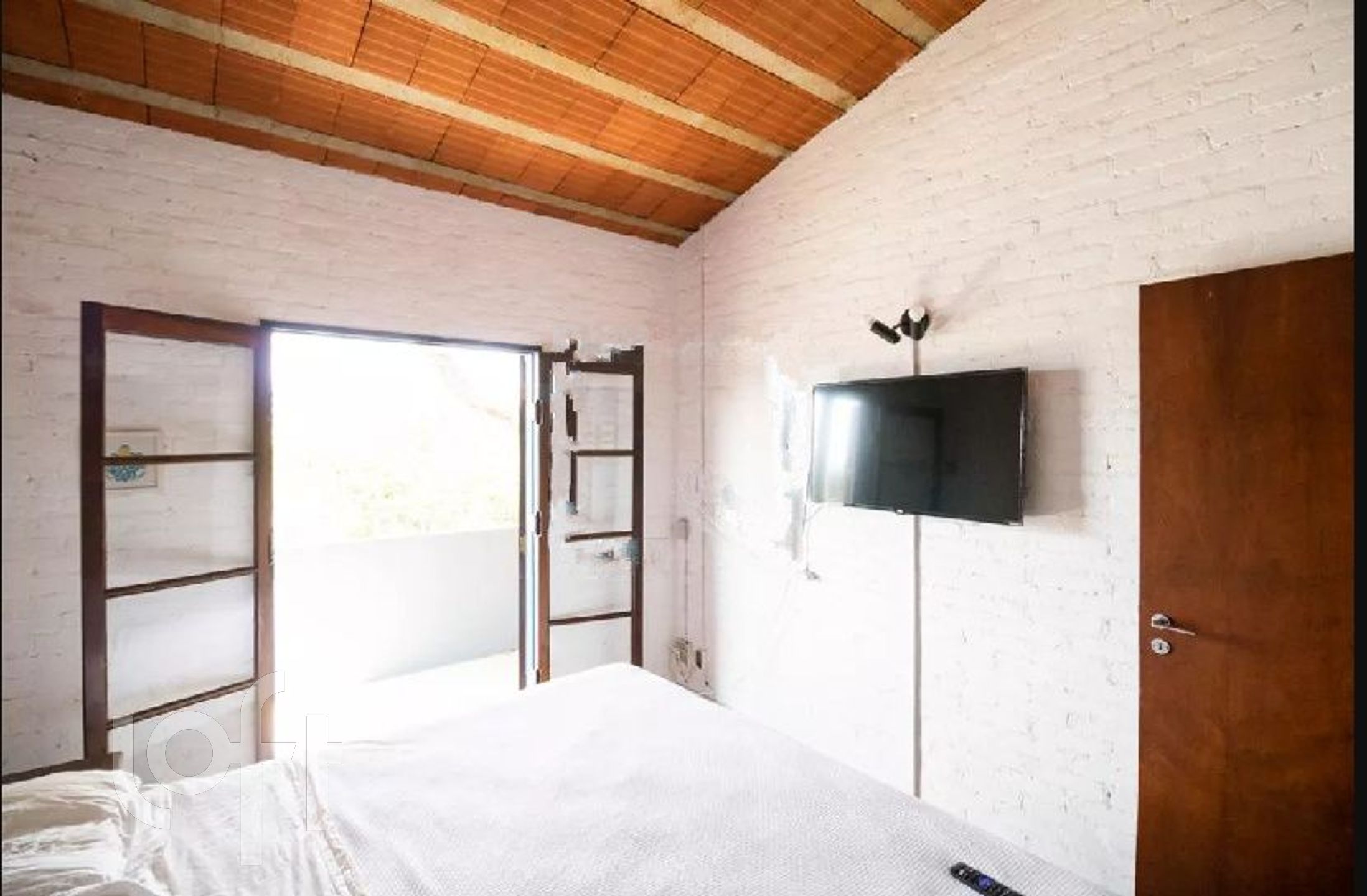 Casa à venda com 3 quartos, 200m² - Foto 8