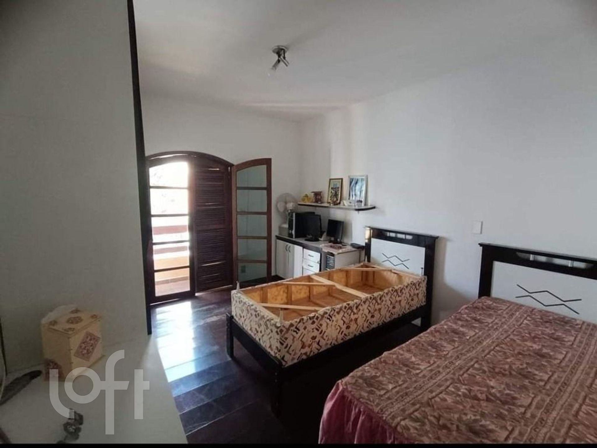 Casa à venda com 4 quartos, 300m² - Foto 19