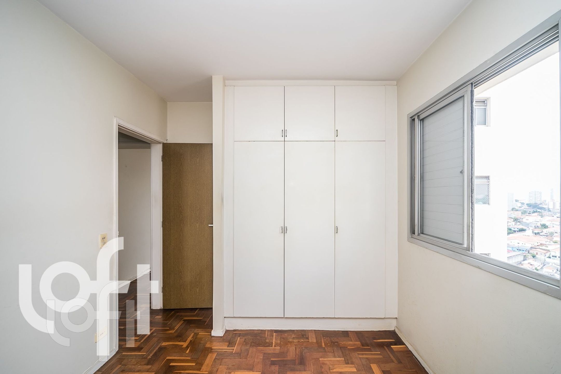 Apartamento à venda com 2 quartos, 64m² - Foto 7