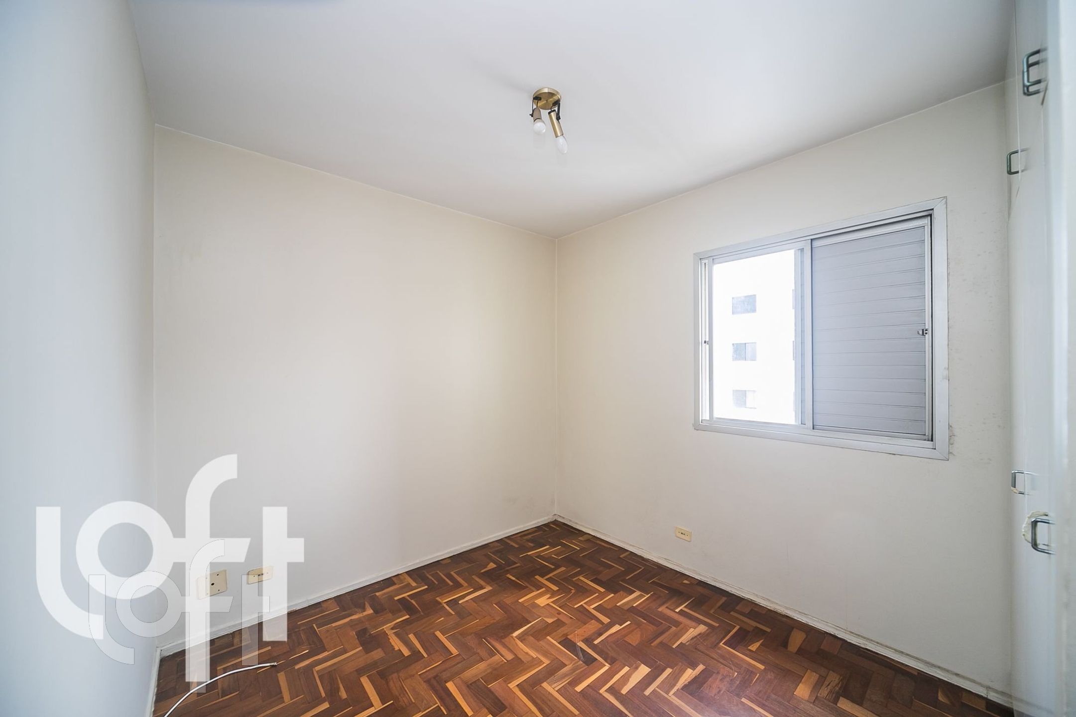 Apartamento à venda com 2 quartos, 64m² - Foto 5