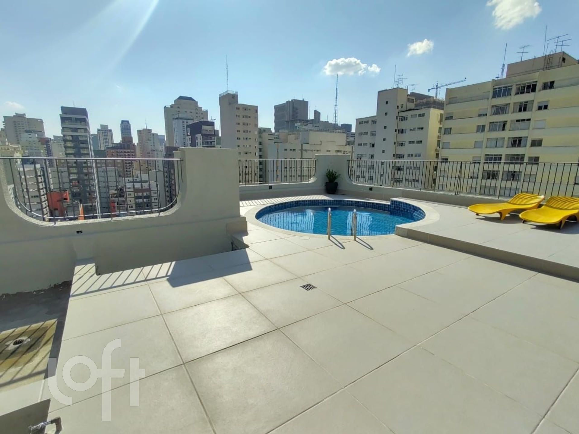 Apartamento à venda com 3 quartos, 221m² - Foto 16