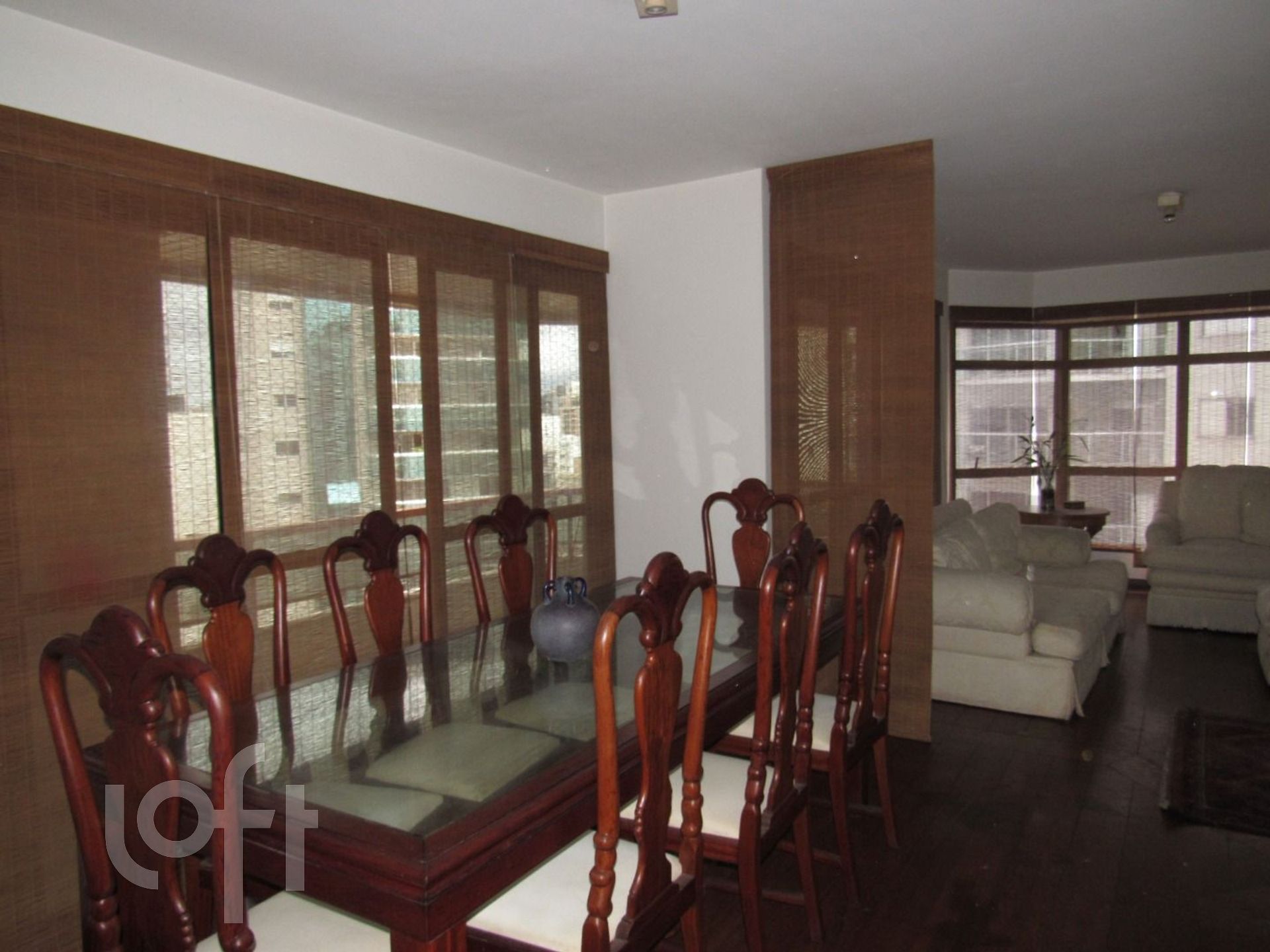 Apartamento à venda com 4 quartos, 185m² - Foto 2