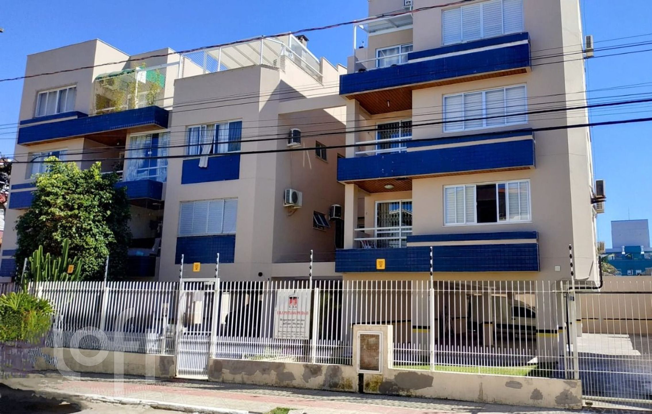 Apartamentos com 59m², 2 quartos, 2 garagens, no bairro Canasvieiras em Florianópolis