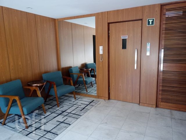 Apartamento com 153m², 3 dormitórios, 1 suíte, 2 vagas, Petrópolis em Porto Alegre