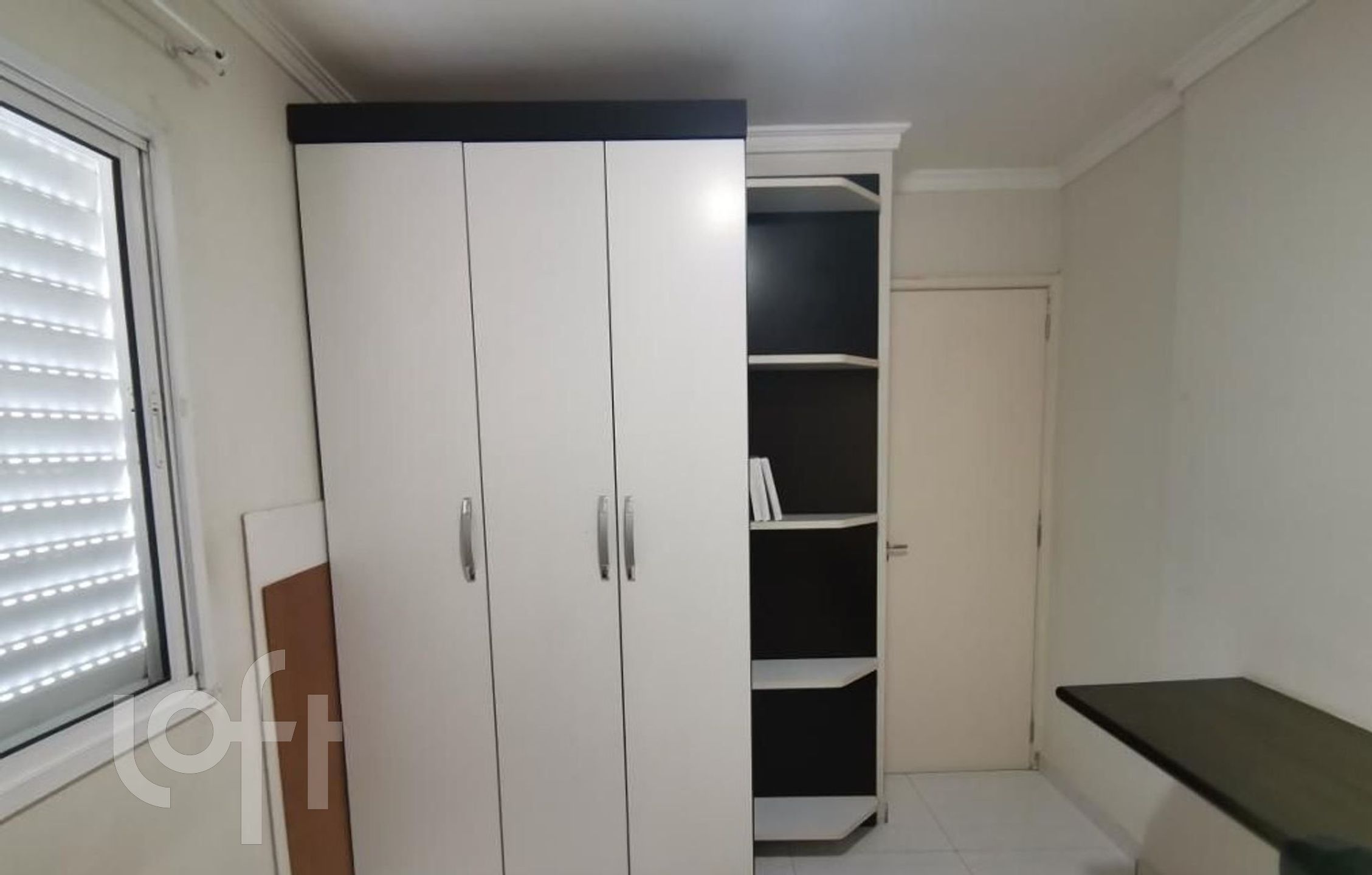 Apartamento à venda com 3 quartos, 78m² - Foto 2