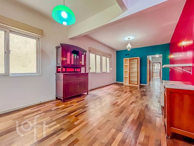 Apartamento com 122m², 3 dormitórios, Cidade Baixa em Porto Alegre