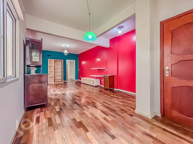 Apartamento com 122m², 3 dormitórios, Cidade Baixa em Porto Alegre