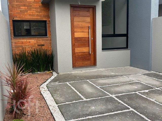 Casa com 85m², 3 dormitórios no bairro Fátima em Canoas para Comprar