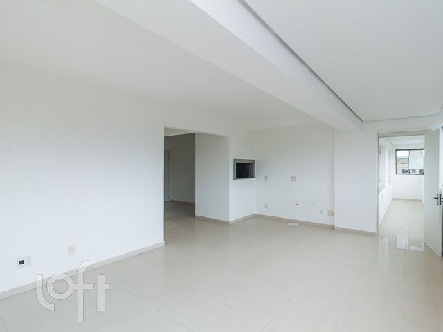 Apartamento com 131m², 3 dormitórios, 1 suíte, 2 vagas, Vila Ipiranga em Porto Alegre