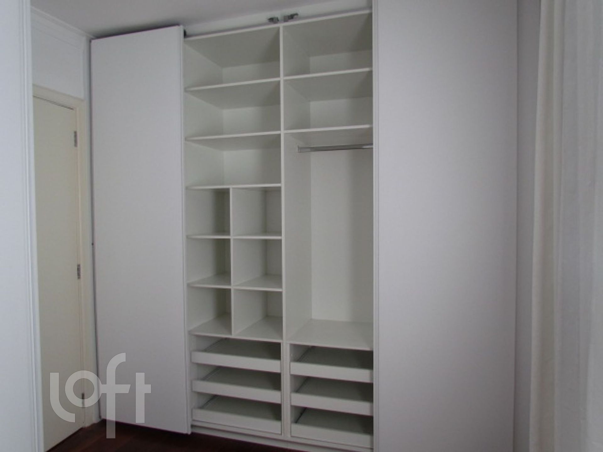 Apartamento à venda com 2 quartos, 80m² - Foto 3