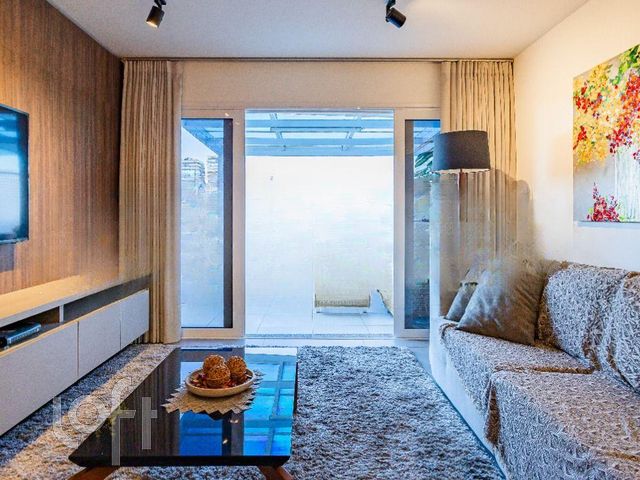 Apartamento com 177m², 3 dormitórios, 1 suíte, 2 vagas, Chácara das Pedras em Porto Alegre