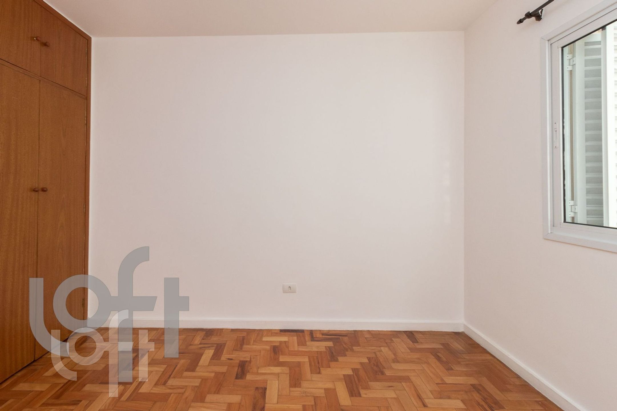 Apartamento à venda com 2 quartos, 127m² - Foto 2