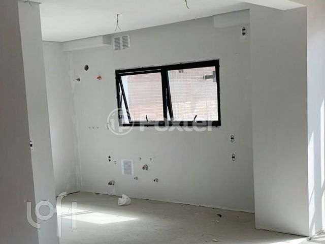 Apartamento com 85m², 2 dormitórios, 2 suítes, 2 vagas, Petrópolis em Porto Alegre